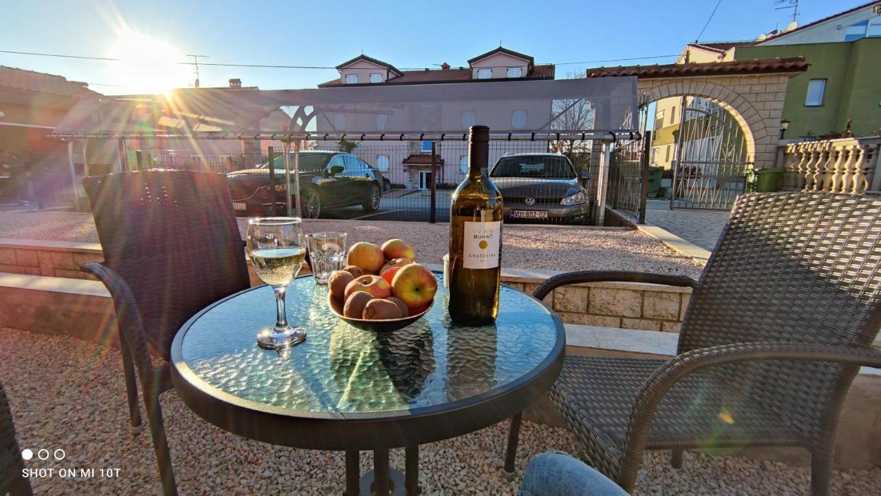 Apartments Marla Poreč Buitenkant foto