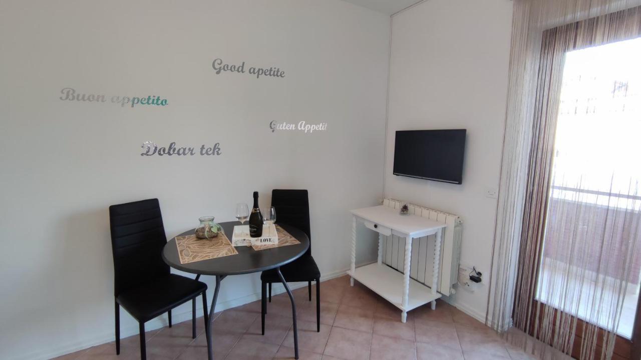 Apartments Marla Poreč Buitenkant foto