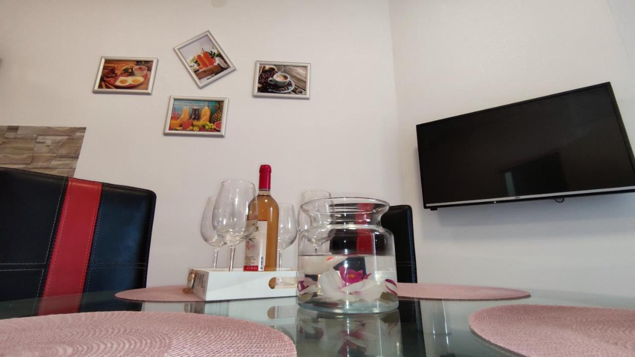 Apartments Marla Poreč Buitenkant foto